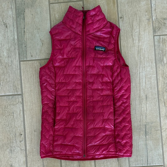Patagonia Quilted Down Micro Puffer Vest in Berry Pink Size XS - Picture 2 of 5